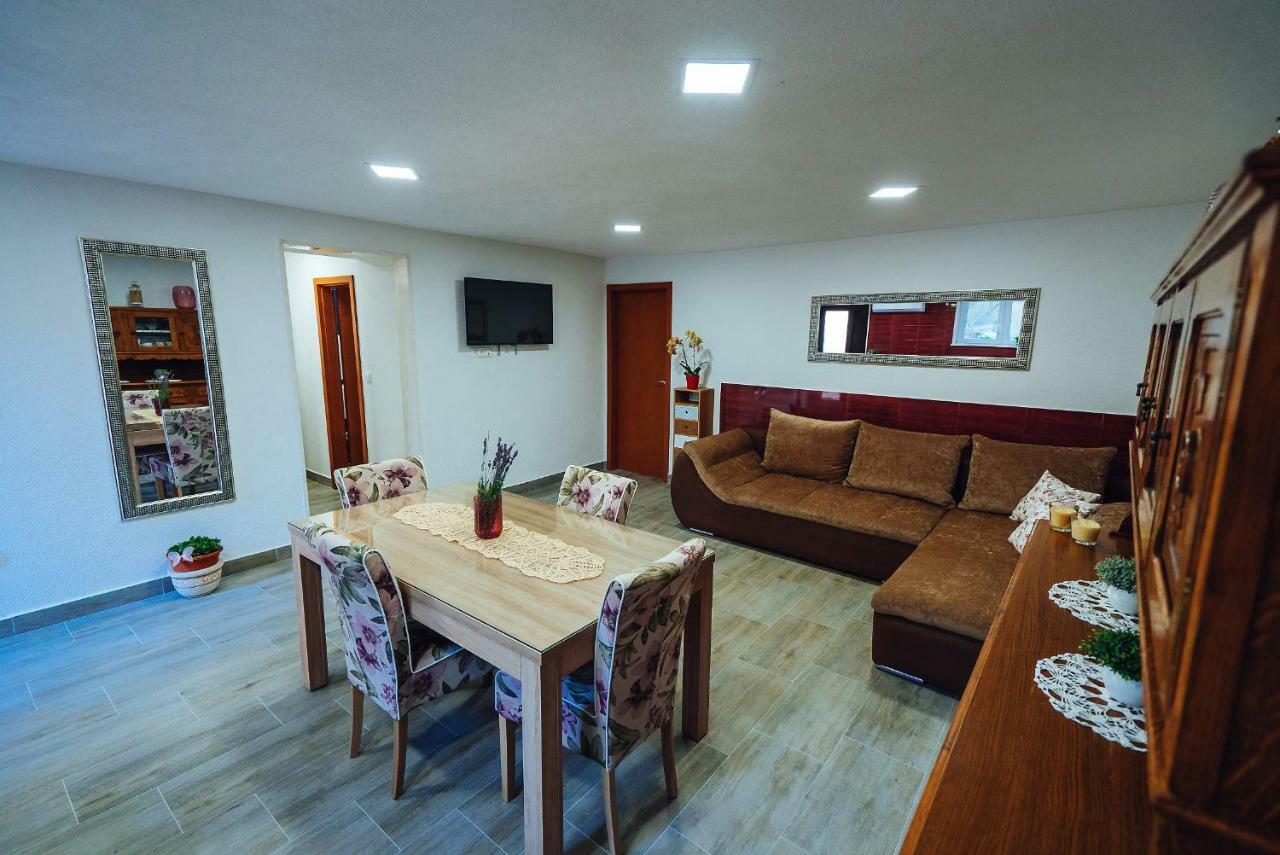 Ferienwohnung Apartman Kristina Split Exterior foto